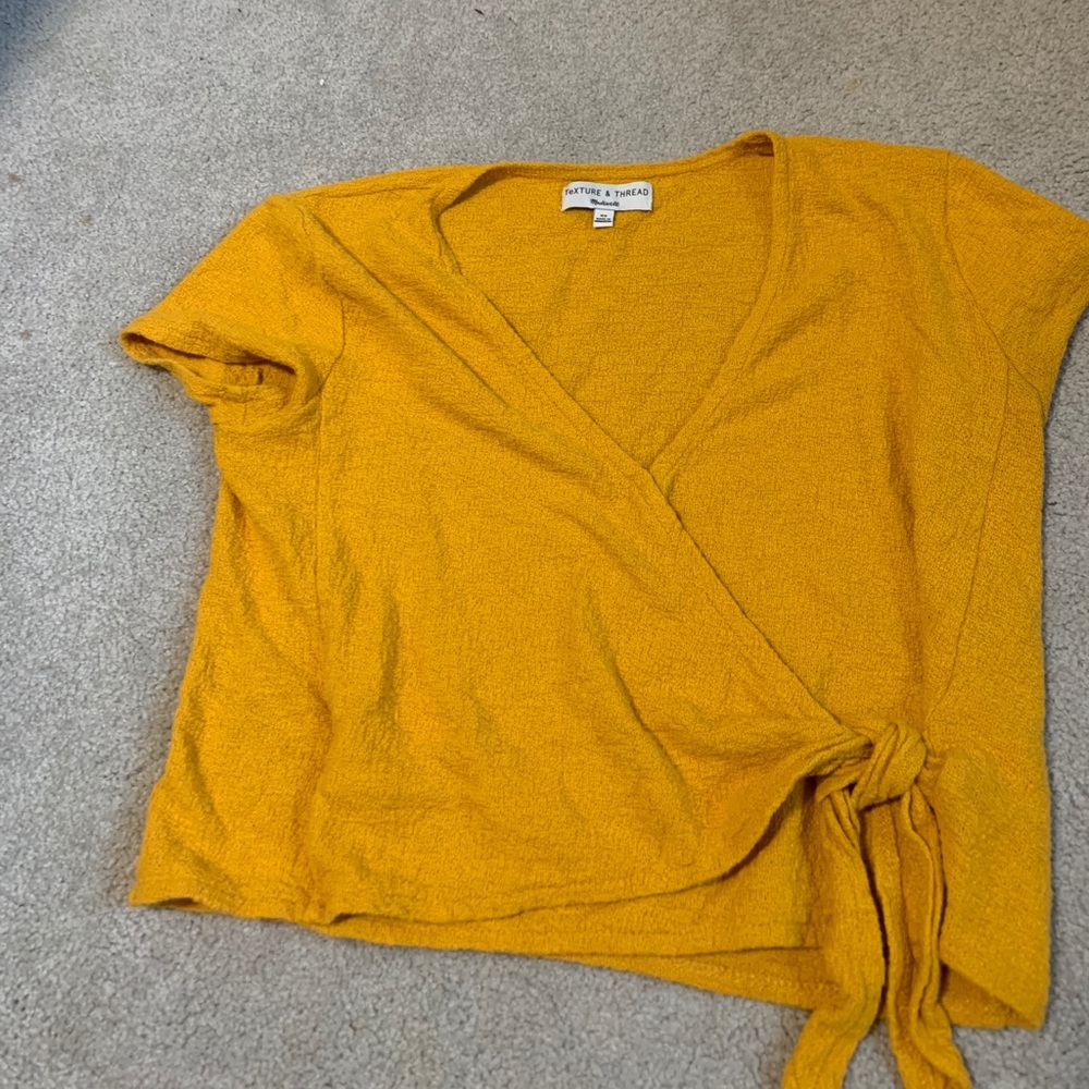 Yellow Tie-Shirt